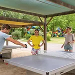 Taos 6p 3bdrms Airconpremium Camping Millau